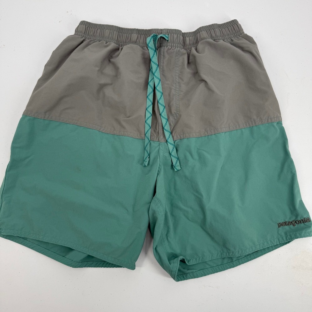 Patagonia‎ Wavefarer Swim Trunks Shorts Mens M Gray Teal Colorblock 6" 86510